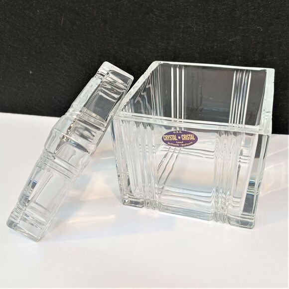 DePlomb Beveled Crystal Box inscribed Rev. Robert E. McLaughlin Faith Foundation - Picture 4 of 5